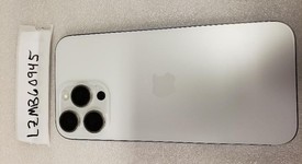 Good
													Apple iPhone 16 Pro Max - Unlocked, White, 512 GB, A3084, photo 5 of 5