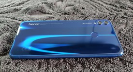 Mint
													Honor 8X - Unlocked Non-US, Blue, 64 GB, 4 GB, photo 4 of 10