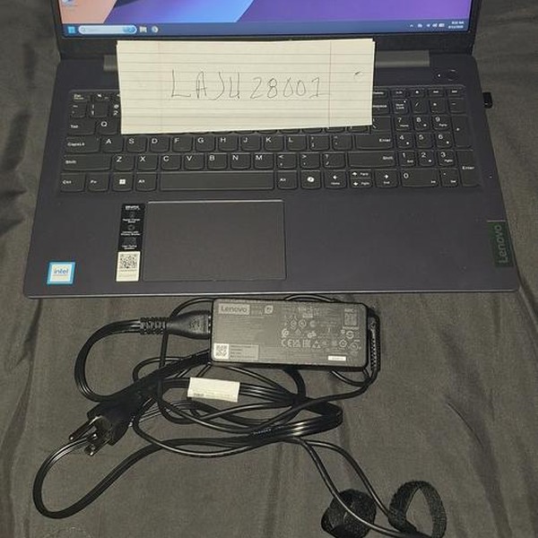 Lenovo Ideapad 3 15.6 inch - 128 GB, 8 GB, Intel Core i5