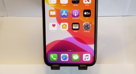 Mint
													Apple iPhone 11 Pro Max - Verizon, Gold, 64 GB, A2161, photo 1 of 6