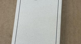 Mint
													Google Pixel 9a - Unlocked, Obsidian, 128 GB, 8 GB, photo 4 of 10