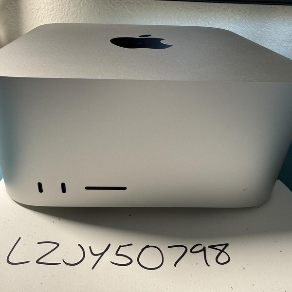 Mac Studio 2022 - 1 TB, 64 GB, Apple M1 Max, 32 Core GPU
