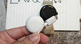 Mint
													Google Pixel Watch - Unlocked, Black, LTE, photo 3 of 10