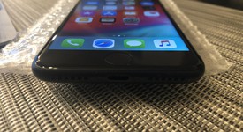 Mint
													Apple iPhone 7 - Verizon, Black, 128 GB, A1660, photo 2 of 7