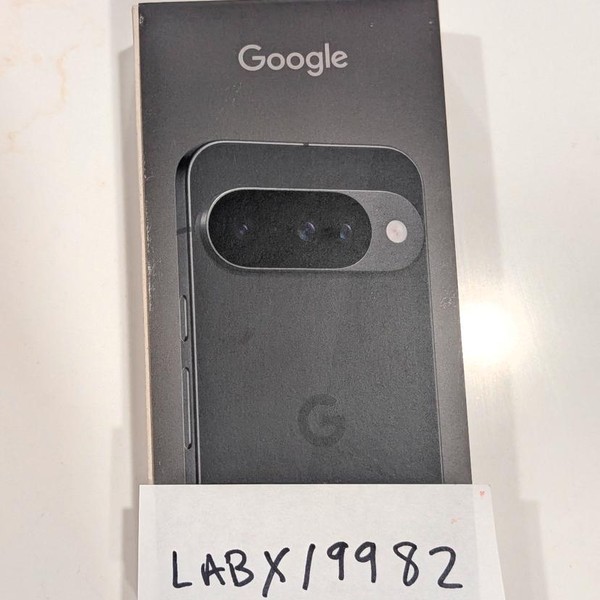 Google Pixel 10 - T-Mobile, 128 GB, Obsidian, GLBW0