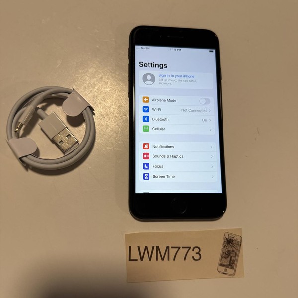 Apple iPhone SE 2nd Gen 2020 - Unlocked, 64 GB, Black, A2275