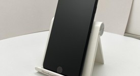 Good
													Apple iPhone SE 3rd Gen 2022 - Unlocked, Midnight, 64 GB, A2595, photo 2 of 6