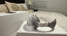 Mint
													Apple Vision Pro - 256 GB, photo 2 of 10