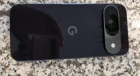 Mint
													Google Pixel 9 - Unlocked, Obsidian, 128 GB, 12 GB, G2YBB, photo 4 of 4