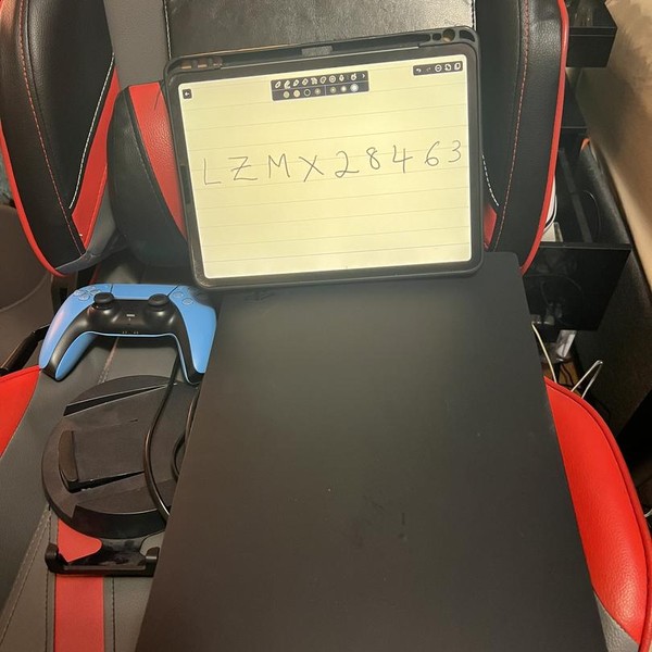 PlayStation 5 Standard Edition (2020) - White, 825 GB, Standard Edition