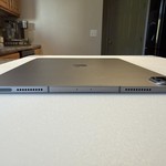 Good Apple iPad Pro 12.9 inch 6th Gen 2022 - AT&T, 256 GB, Gray