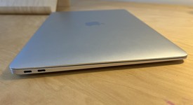 Fair
													MacBook Air 2020 - 13" - Apple M1, Silver, 256 GB, 8 GB, photo 4 of 16