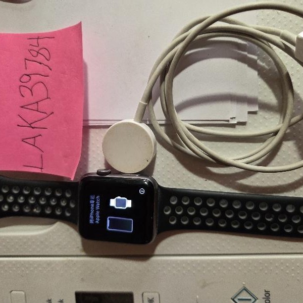 Apple Watch Series 2 42mm - 8 GB, Gold, A1758, Nike