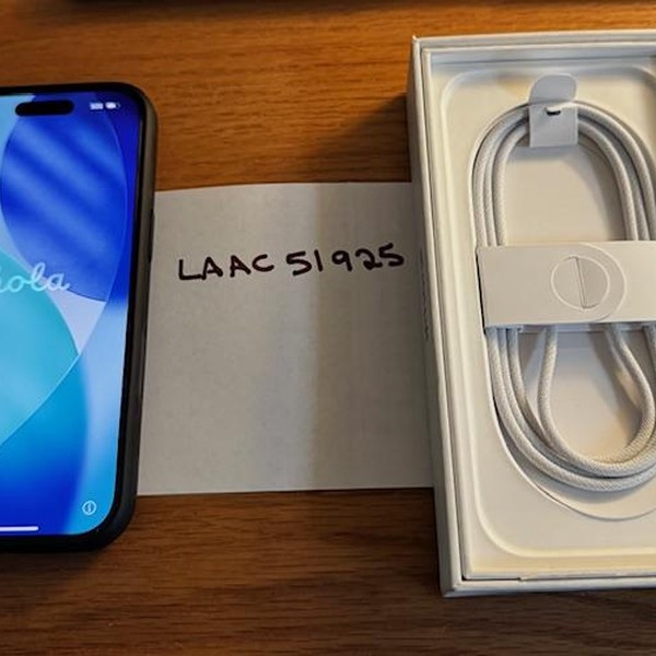 Apple iPhone 16 Pro - Unlocked, 256 GB, Black, A3083