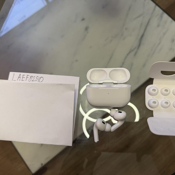 Apple AirPods Pro 2 - USB-C