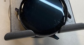 Fair
													Samsung Galaxy Watch Active2 40mm - Unlocked, Black, Stainless Steel, photo 4 of 6