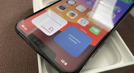 Good
													Apple iPhone Xs Max - Unlocked, Gray, 256 GB, A1921, photo 4 of 5