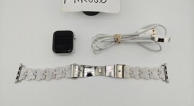 Good
													Apple Watch SE 1st Gen 40mm - Silver, A2351 - GPS, Nike, photo 1 of 11