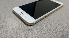 Good
													Apple iPhone 6 - Verizon, Gold, 64 GB, A1549, photo 3 of 6