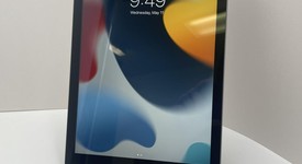 Good
													Apple iPad 5th Gen - Wi-Fi, Gray, 32 GB, A1822, photo 1 of 6