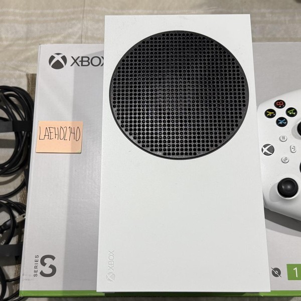 Xbox Series S (2020) - 1 TB, Robot White