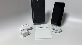 Mint
													Apple iPhone 7 Plus - Sprint, Jet Black, 128 GB, A1661, photo 3 of 7