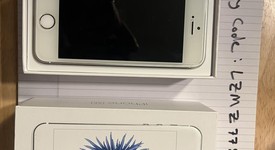 Good
													Apple iPhone SE 1st Gen 2016 - Unlocked, Silver, 64 GB, A1662, photo 2 of 2
