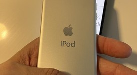 Mint
													Apple iPod Touch 6th Gen - Wi-Fi, Silver, 16 GB, photo 3 of 8