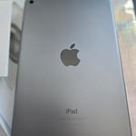 Mint Apple iPad Mini 4 - Wi-Fi, 128 GB, Gray