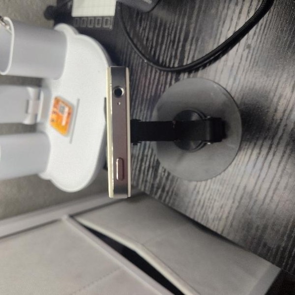 Apple iPhone 4S - Unlocked, 32 GB, White, A1387