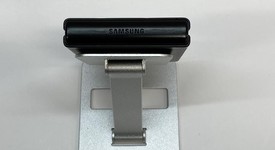 Good
													Samsung Galaxy Z Flip3 5G - Unlocked, Black, 256 GB, 8 GB, SM-F711U1, photo 3 of 5