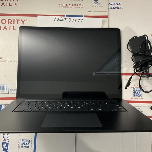 Microsoft Surface Laptop 4 - 512 GB, Black, 16 GB, Intel Core i7, 15 inch