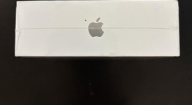 New
													Apple AirPods 2nd Gen - Lightning Case, photo 3 of 7