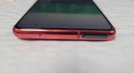 Good
													Samsung Galaxy S20 FE 5G - AT&T, Cloud Red, 128 GB, 6 GB, SM-G781U, photo 3 of 4