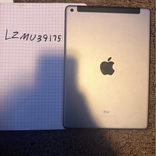 Apple iPad 6th Gen - Unlocked, 128 GB, Silver, A1954