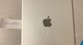 Good
													Apple iPad Air - T-Mobile, Silver, 16 GB, photo 2 of 3