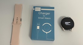 Fair
													Samsung Galaxy Watch5 - Unlocked, Gold, 40mm, photo 1 of 4