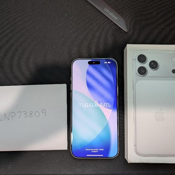 Apple iPhone 17 Pro Max - Unlocked, 512 GB, Silver, A3257