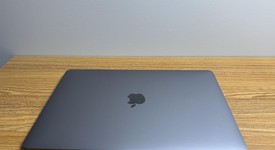 Good
													MacBook Air 2020 - 13" - Apple M1, Gray, 128 GB, 8 GB, photo 3 of 8