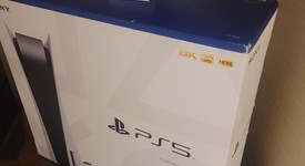 New
													PlayStation 5 Standard Edition (2020) - White, 825 GB, Standard Edition, photo 5 of 5