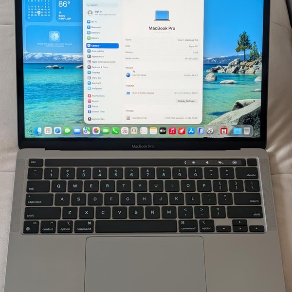MacBook Pro 2022 - 13 inch - 256 GB, Gray, 8 GB, Apple M2