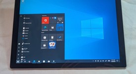 Good
													Microsoft Surface Pro 4 - 12.3 Inch - Wi-Fi, Silver, 128 GB, 4 GB, photo 2 of 8