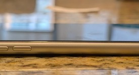 Mint
													Apple iPhone Xr - Unlocked, White, 64 GB, A1984, photo 4 of 8