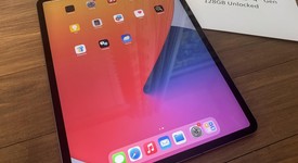 Good
													Apple iPad Pro 12.9" 4th Gen 2020 - Unlocked, Gray, 128 GB, A2069, photo 2 of 6
