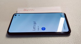 Mint
													Samsung Galaxy S10e - Unlocked, Black, 128 GB, 6 GB, SM-G970U1, photo 2 of 3