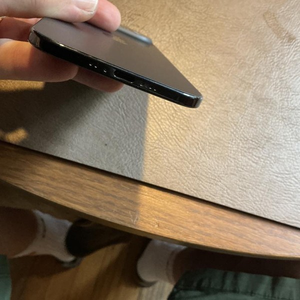 Apple iPhone Air - Unlocked, 256 GB, Space Black, A3260