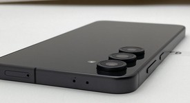 Good
													Samsung Galaxy S24 FE - Unlocked, Graphite, 128 GB, SM-S721U1, photo 4 of 5