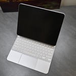 Mint Apple iPad Pro 13 inch (M4) 2024 - Unlocked, 256 GB, Silver, 8 GB, A2926, Standard Glass