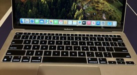 Good
													MacBook Air 2020 - 13" - Apple M1, Silver, 256 GB, 8 GB, photo 3 of 11
