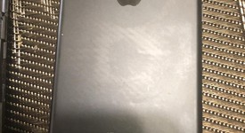 Mint
													Apple iPhone 7 - Xfinity, Jet Black, 256 GB, A1660, photo 3 of 19
